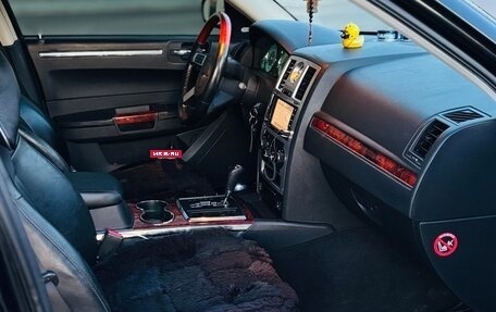 Chrysler 300C II, 2008 год, 1 300 000 рублей, 9 фотография