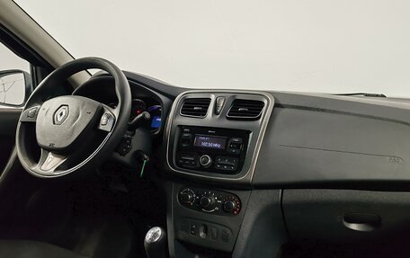 Renault Sandero II рестайлинг, 2015 год, 819 000 рублей, 11 фотография
