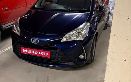 Toyota Vitz, 2018 год, 1 210 000 рублей, 2 фотография