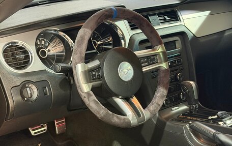 Ford Mustang VI рестайлинг, 2014 год, 2 190 000 рублей, 7 фотография