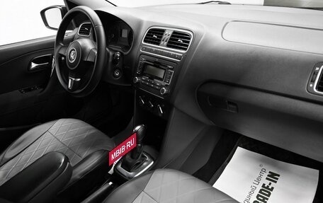 Volkswagen Polo VI (EU Market), 2011 год, 875 000 рублей, 13 фотография