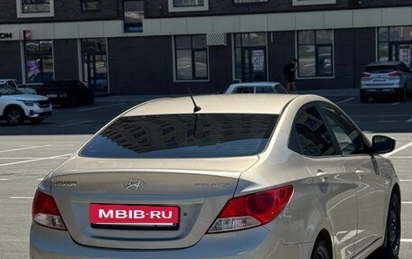Hyundai Solaris II рестайлинг, 2011 год, 760 000 рублей, 3 фотография