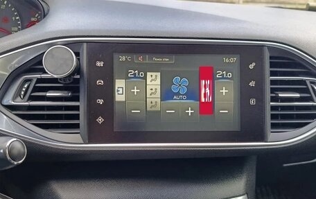 Peugeot 308 II, 2015 год, 1 050 000 рублей, 7 фотография