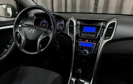 Hyundai i30 II рестайлинг, 2013 год, 989 999 рублей, 13 фотография