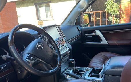 Toyota Land Cruiser 200, 2016 год, 6 500 000 рублей, 2 фотография