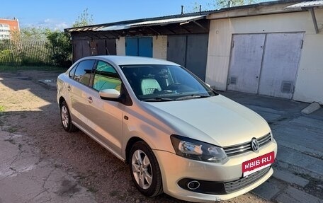 Volkswagen Polo VI (EU Market), 2013 год, 770 000 рублей, 3 фотография