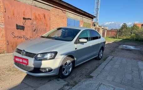 Volkswagen Polo VI (EU Market), 2013 год, 770 000 рублей, 2 фотография