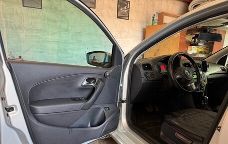 Volkswagen Polo VI (EU Market), 2013 год, 770 000 рублей, 17 фотография