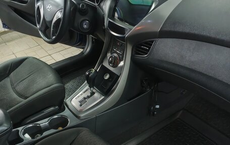 Hyundai Elantra V, 2012 год, 870 000 рублей, 9 фотография