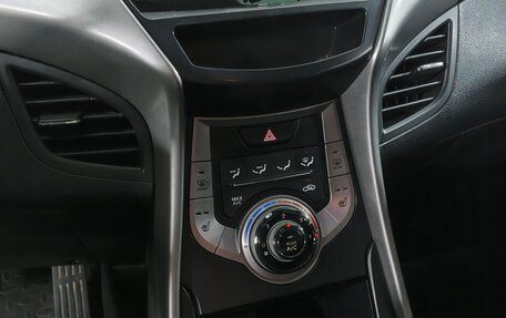 Hyundai Elantra V, 2012 год, 870 000 рублей, 11 фотография