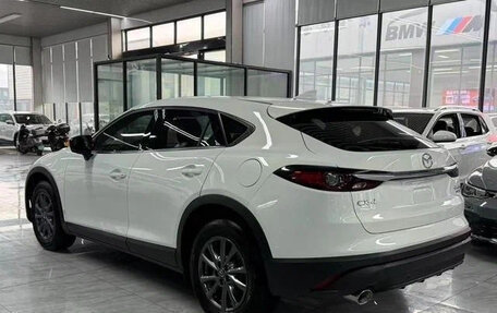 Mazda CX-4, 2022 год, 1 720 000 рублей, 5 фотография