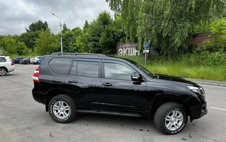 Toyota Land Cruiser Prado 150 рестайлинг 2, 2016 год, 3 300 000 рублей, 4 фотография