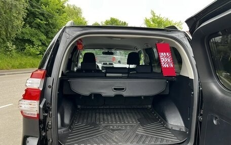 Toyota Land Cruiser Prado 150 рестайлинг 2, 2016 год, 3 300 000 рублей, 17 фотография