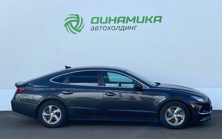 Hyundai Sonata VIII, 2021 год, 2 100 000 рублей, 4 фотография