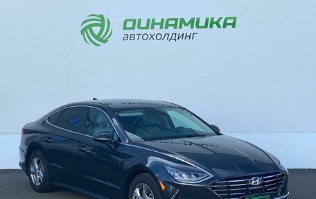 Hyundai Sonata VIII, 2021 год, 2 100 000 рублей, 3 фотография
