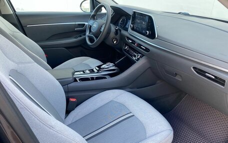 Hyundai Sonata VIII, 2021 год, 2 100 000 рублей, 9 фотография