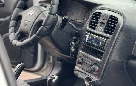 Hyundai Sonata IV рестайлинг, 2005 год, 339 000 рублей, 23 фотография