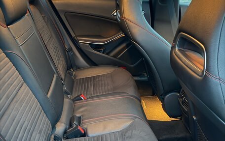 Mercedes-Benz CLA, 2015 год, 1 300 000 рублей, 10 фотография