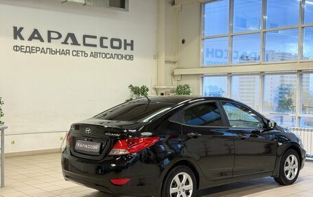 Hyundai Solaris II рестайлинг, 2011 год, 767 000 рублей, 2 фотография