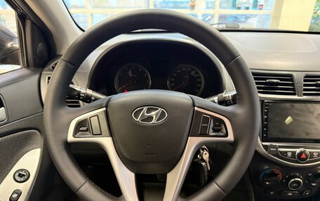 Hyundai Solaris II рестайлинг, 2011 год, 767 000 рублей, 7 фотография