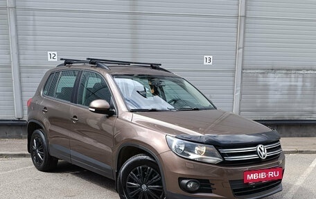 Volkswagen Tiguan I, 2014 год, 999 000 рублей, 3 фотография