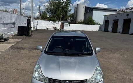Nissan Wingroad III, 2011 год, 900 000 рублей, 2 фотография