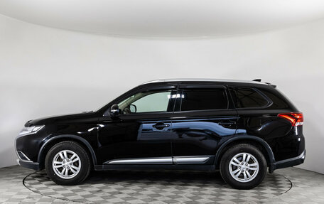 Mitsubishi Outlander III рестайлинг 3, 2017 год, 1 449 000 рублей, 9 фотография