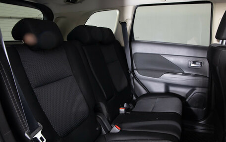 Mitsubishi Outlander III рестайлинг 3, 2017 год, 1 449 000 рублей, 22 фотография