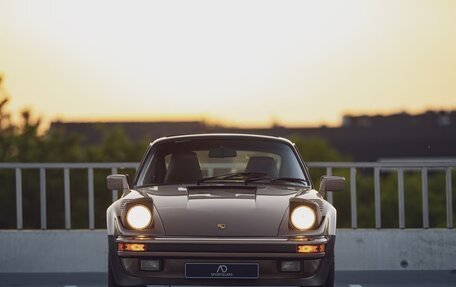 Porsche 911, 1988 год, 35 000 000 рублей, 9 фотография