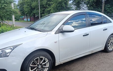 Chevrolet Cruze II, 2012 год, 600 000 рублей, 3 фотография