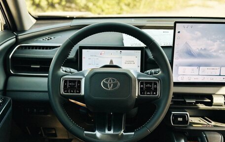 Toyota RAV4, 2026 год, 3 800 000 рублей, 5 фотография