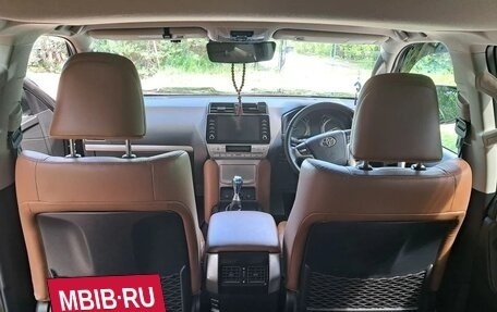 Toyota Land Cruiser Prado 150 рестайлинг 2, 2022 год, 6 300 000 рублей, 11 фотография