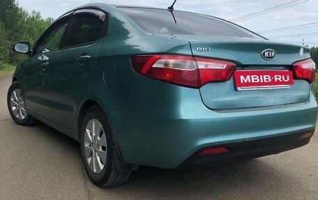 KIA Rio III рестайлинг, 2011 год, 950 000 рублей, 23 фотография