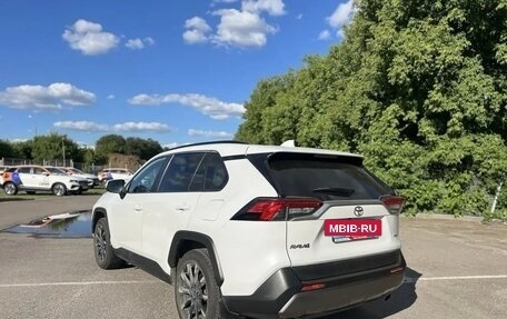 Toyota RAV4, 2019 год, 3 450 000 рублей, 3 фотография