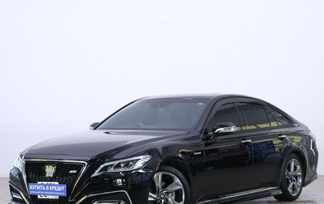 Toyota Crown, 2019 год, 3 899 000 рублей, 4 фотография