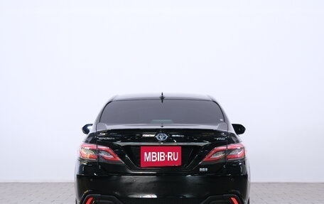 Toyota Crown, 2019 год, 3 899 000 рублей, 6 фотография