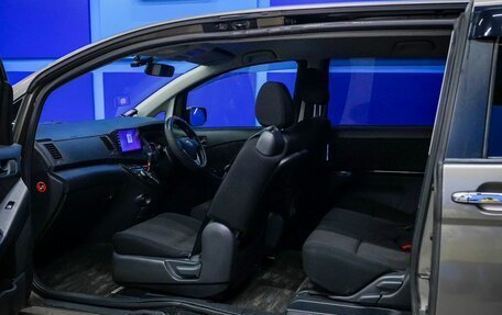 Toyota ISis I, 2012 год, 1 360 000 рублей, 14 фотография