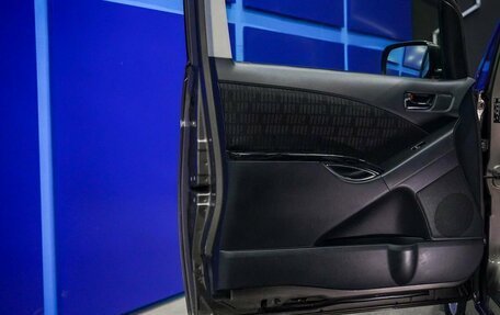 Toyota ISis I, 2012 год, 1 360 000 рублей, 15 фотография