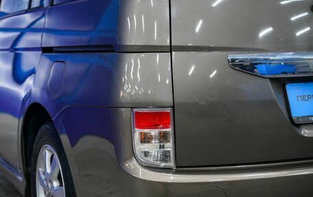Toyota ISis I, 2012 год, 1 360 000 рублей, 20 фотография