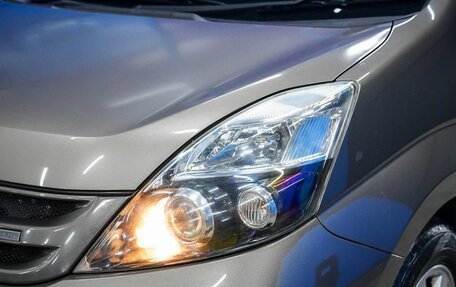 Toyota ISis I, 2012 год, 1 360 000 рублей, 19 фотография