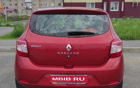 Renault Sandero II рестайлинг, 2015 год, 690 000 рублей, 1 фотография
