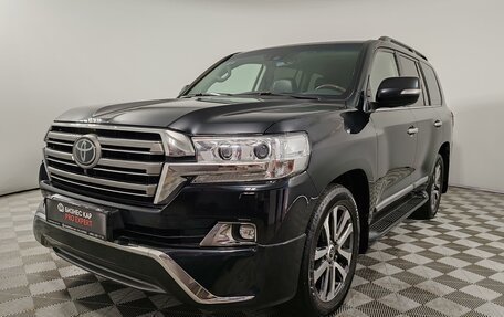 Toyota Land Cruiser 200, 2016 год, 5 499 000 рублей, 1 фотография