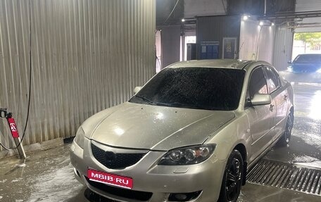 Mazda 3, 2004 год, 439 999 рублей, 1 фотография
