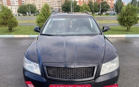Skoda Octavia, 2011 год, 839 000 рублей, 2 фотография