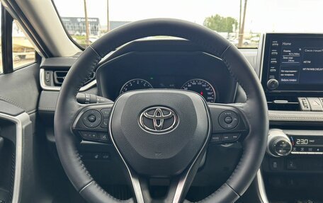 Toyota RAV4, 2020 год, 3 650 000 рублей, 18 фотография