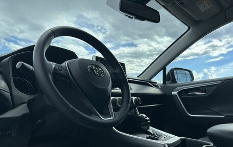 Toyota RAV4, 2020 год, 3 650 000 рублей, 20 фотография