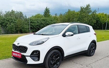 KIA Sportage IV рестайлинг, 2021 год, 2 250 000 рублей, 2 фотография