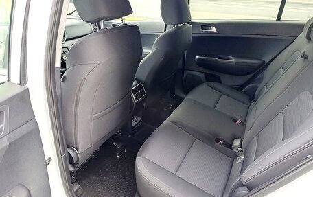 KIA Sportage IV рестайлинг, 2021 год, 2 250 000 рублей, 22 фотография
