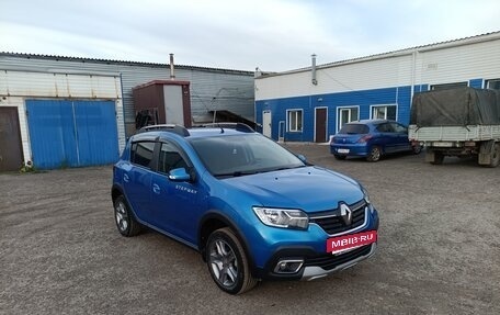 Renault Sandero II рестайлинг, 2019 год, 1 300 000 рублей, 3 фотография