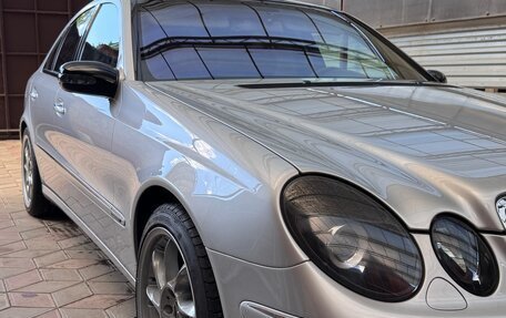 Mercedes-Benz E-Класс, 2003 год, 1 500 000 рублей, 5 фотография